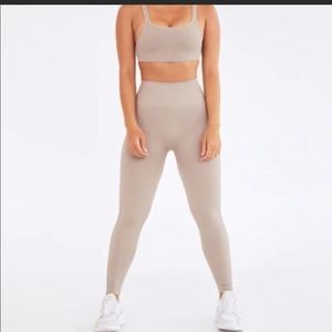 SET Active Seamless High-Waist Leggings in Taupe